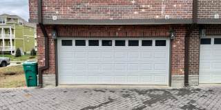 3 Bed, 3.5 Bath Home w/ 2 Car Garage and Lake Views Gallery 41