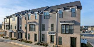 Crozet Townhome in Desirable Old Trail Community Gallery 1