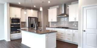 8823 Arrington Hall Drive Gallery 2