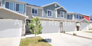 Enjoy the Best of West Haven | Close to Amenities Townhome Gallery 1
