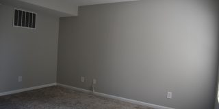 Spacious 2 bed + bonus room / Littleton Condo, Wonderful Location Gallery 21