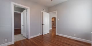 Ravenswood Gallery 6
