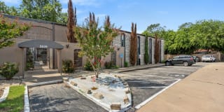 5820 Berkman Drive Gallery 1