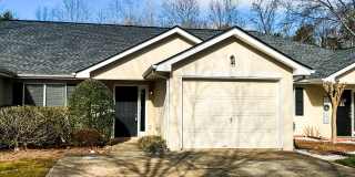 Ranch Style townhome in great Gainesville location Gallery 1