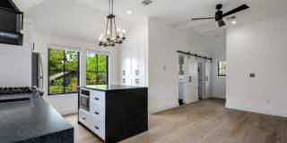 1110 W 22 1/2 St Gallery 23