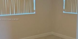 1735 NW 189th Ter Gallery 6