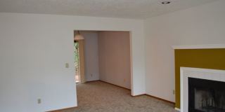 BEAUTIFUL 3 BEDROOM 3 BATH HOUSE LOCATED IN SOUTH SALEM Gallery 6
