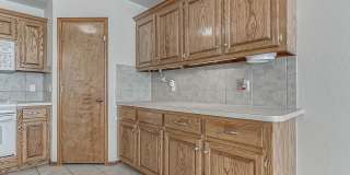 4 Bed | 2 Bath + Edmond Schools + North Hampton Addition Gallery 19