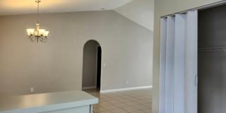 3 Bedroom 2 Bath Duplex Gallery 2