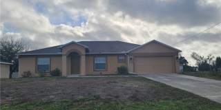 1225 NW 26th Place Gallery 1