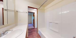 Application pending- Location, Location! - Four Bedroom house located minutes from Des Moines Waterfront Gallery 17