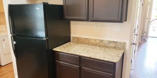 3 BR/2BA | Single Family Home | 1-Car Garage Parking | Fenced backyard| In Manor! Gallery 8