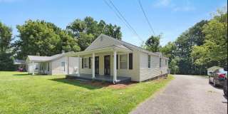 Family Friendly 2-bedroom Home Gallery 1
