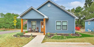 1131 West Owings Street Gallery 1