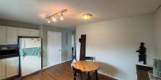 110 Pearl St. Gallery 6