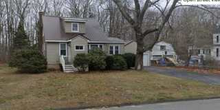 76 Woodlawn Avenue Gallery 1