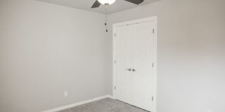 BEAUTIFUL 5 BED HOME  FOR LEASE Gallery 21