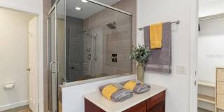 4014 W PALMIRA Avenue 4014 W PALMIRA Avenue Gallery 30