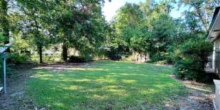 Charming Three Bedroom Home in a Highly Desirable Neighborhood Gallery 10
