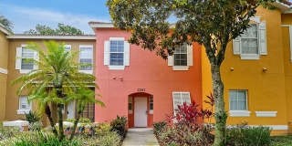 FULLY FURNISHED – AVAILABLE FOR A MINIMUM 1-YEAR LEASE! Gallery 1