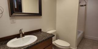 Elliott Hall Apartments Gallery 14