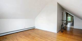 Great Mission Hill 6bd/2bath Gallery 14