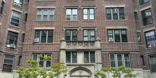 988 Memorial Dr. Gallery 4