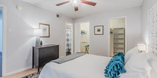 Lakeside Apartments Gallery 11