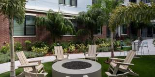 7th & Oak Gallery 37