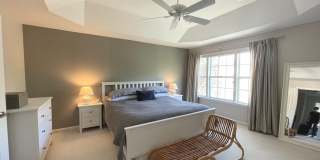 102 LOUNSBURY Place Gallery 9