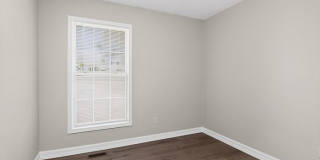 308 Caroline Avenue Gallery 13