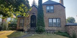 1033 NE B St Gallery 1