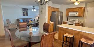 Charming 3-Bedroom Home with Wood Flooring and Large Yard in Yuma Gallery 8