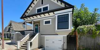 Charming Remodeled Napa Victorian – 2 Bed / 1 Bath Charming Remodeled Napa Victorian – 2 Bed / 1 Bath Gallery 1