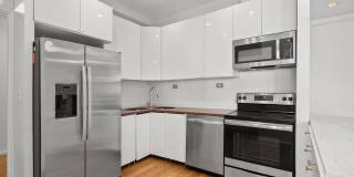 208 W 30TH Street Gallery 4