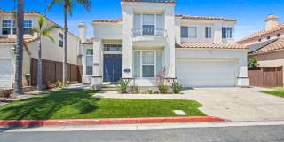 Gorgeous Costa Mesa Home in Gated Community! Gallery 1