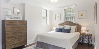 Sedgwick Gardens Gallery 11