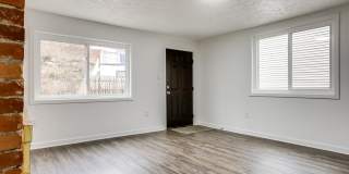 Available NOW - Private 2 Bedroom Home w/ Beautiful Updates! Gallery 6