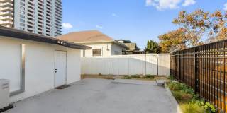 Downtown Modern Smart Home Gallery 13