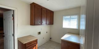 3/2 Southside 1800 sqft, pet friendly, enclosed yard Gallery 10