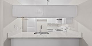 1148 Turquoise St. Gallery 1