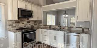 302 Park Glen Dr Gallery 1