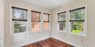 3 Level Semi-Detached Row Home in Columbia Heights Gallery 23