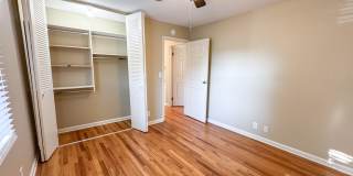 Courtyard Apartments Gallery 21