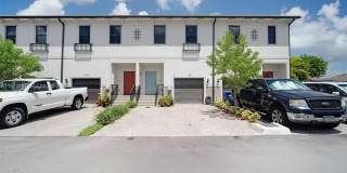 1181 SW 7th Ct Gallery 1