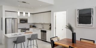 Strata Wynwood Gallery 30