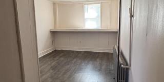 116 E Edgewater Avenue Gallery 21