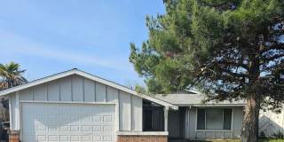 UPDATED 4 BED HOME IN SACRAMENTO!! $500 OFF MOVE-IN SPECIAL! Gallery 1