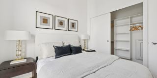 Evani 3223 Wilshire Gallery 17