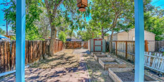 Charming Victorian Home in the Desirable Cole Neighborhood!- Available Early July!! Gallery 27